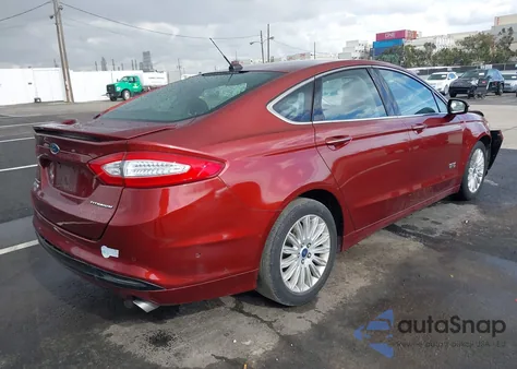 2014 Ford Fusion Energi Titanium из США, поврежденный, VIN 3FA6P0SUXER114445